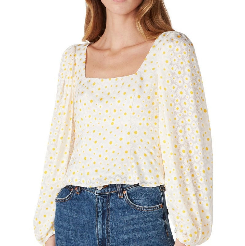 Stand Lana Daisy Top
